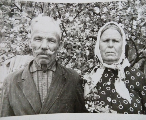 батьки Совальської