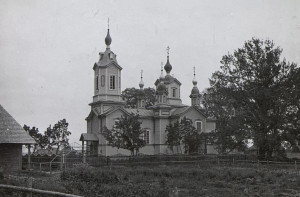 Церква Карасин