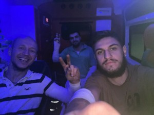 Добрий зі Смітом та іншими пораненими побратимами